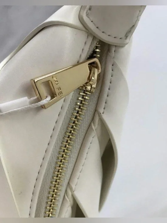 JW PEI Jana Hollow Out Shoulder White Sculpted Crescent Shoulder Bag - NIB NET - Picture 4 of 5